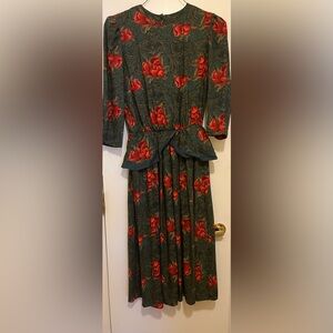 Vintage Cotttage Core Long Sleeve Button Up Back Dress